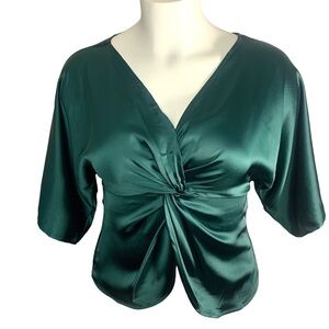 PLEITEN Blouse - Green Satin